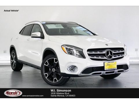 Polar White Mercedes-Benz GLA 250. Click to enlarge. Polar White Mercedes-Benz GLA 250. Click to enlarge.