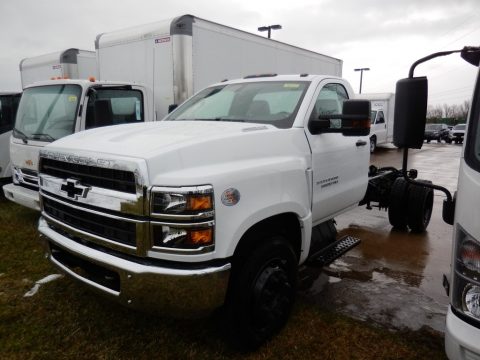Summit White Chevrolet Silverado 6500HD Regular Cab Chassis.  Click to enlarge.