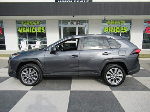 Magnetic Gray Metallic Toyota RAV4 XLE.  Click to enlarge.