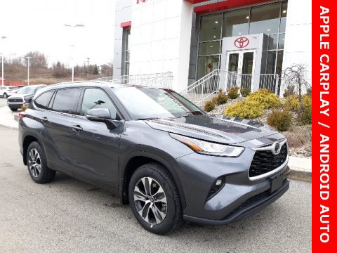 Magnetic Gray Metallic Toyota Highlander XLE AWD. Click to enlarge. Magnetic Gray Metallic Toyota Highlander XLE AWD. Click to enlarge.