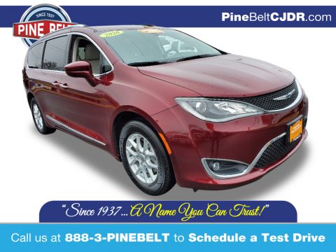 Velvet Red Pearl Chrysler Pacifica Touring L.  Click to enlarge.