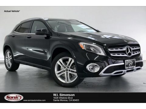 Night Black Mercedes-Benz GLA 250.  Click to enlarge.