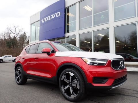 Fusion Red Metallic Volvo XC40 T5 Momentum AWD.  Click to enlarge.