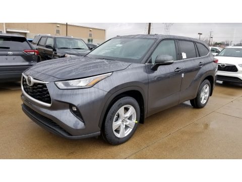 Magnetic Gray Metallic Toyota Highlander LE AWD.  Click to enlarge.