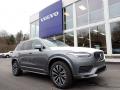 Front 3/4 View of 2020 Volvo XC90 T5 AWD Momentum #1