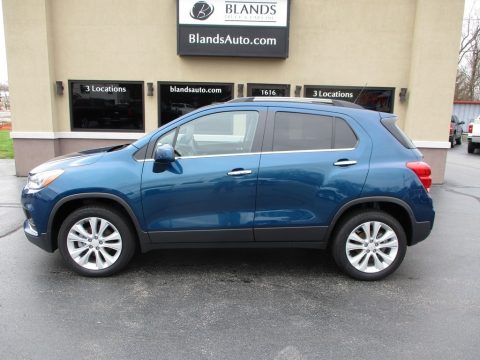 Pacific Blue Metallic Chevrolet Trax Premier AWD.  Click to enlarge.