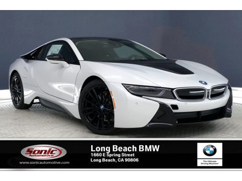 Crystal White Pearl Metallic BMW i8 Coupe.  Click to enlarge.