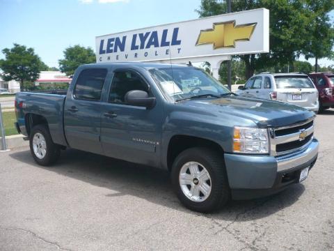 Blue Granite Metallic Chevrolet Silverado 1500 LT Crew Cab 4x4.  Click to enlarge.