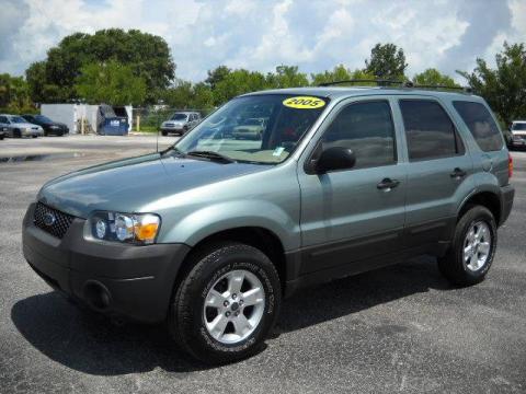 Titanium Green Metallic Ford Escape XLT V6.  Click to enlarge.