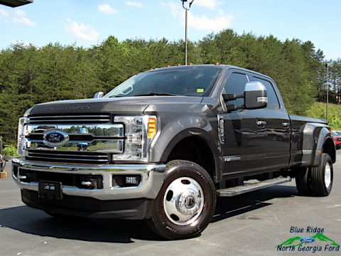 Magnetic Ford F350 Super Duty Lariat Crew Cab 4x4.  Click to enlarge.