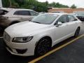 Front 3/4 View of 2020 Lincoln MKZ Reserve AWD #1