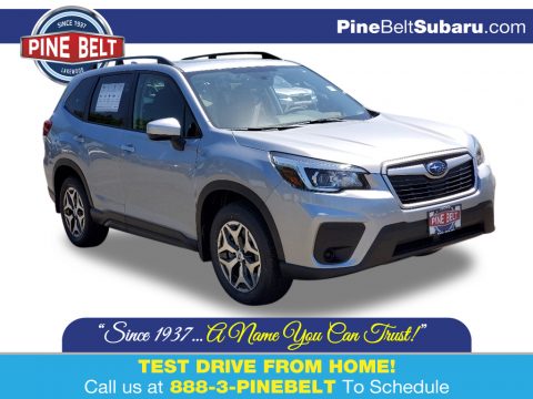 Ice Silver Metallic Subaru Forester 2.5i Premium.  Click to enlarge.