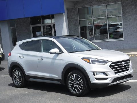 Molten Silver Hyundai Tucson Ultimate AWD.  Click to enlarge.