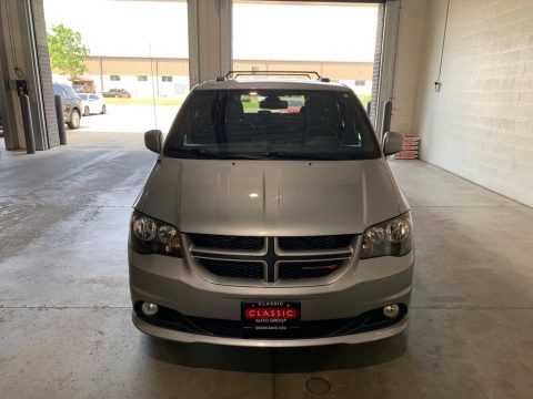 Granite Pearl Dodge Grand Caravan GT.  Click to enlarge.