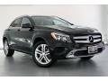 Front 3/4 View of 2017 Mercedes-Benz GLA 250 4Matic #34