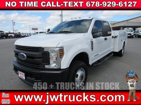 Oxford White Ford F350 Super Duty XL Crew Cab 4x4 Chassis.  Click to enlarge.