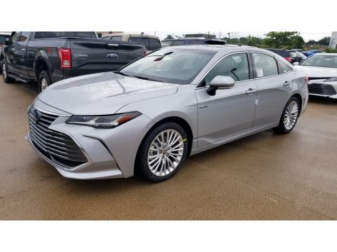 Celestial Silver Metallic Toyota Avalon Hybrid Limited.  Click to enlarge.