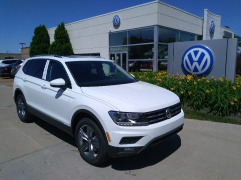 Pure White Volkswagen Tiguan SEL 4MOTION.  Click to enlarge.