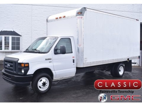 Oxford White Ford E-Series Van E350 Cutaway Commercial Moving Truck.  Click to enlarge.
