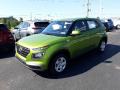 Front 3/4 View of 2020 Hyundai Venue SE #27