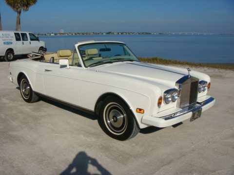 Porcelain White Rolls-Royce Corniche .  Click to enlarge.
