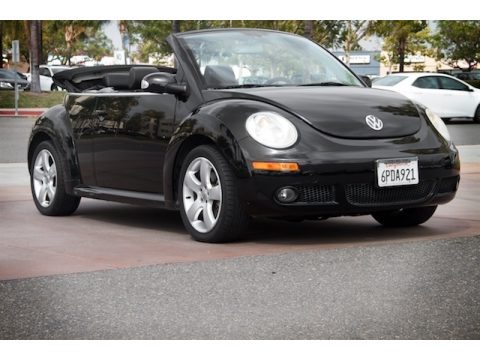 Black Volkswagen New Beetle 2.5 Convertible.  Click to enlarge.