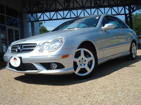 Iridium Silver Metallic Mercedes-Benz CLK 350 Coupe.  Click to enlarge.