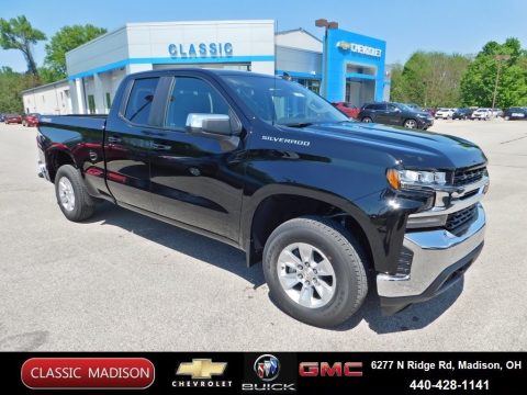 Black Chevrolet Silverado 1500 LT Double Cab 4x4.  Click to enlarge.