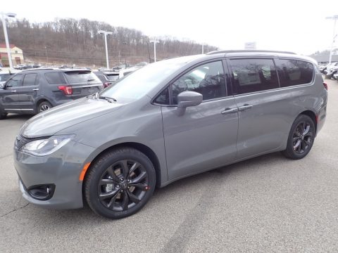 Ceramic Grey Chrysler Pacifica Touring L.  Click to enlarge.