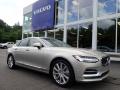 Front 3/4 View of 2017 Volvo S90 T6 AWD #1