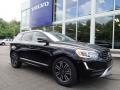 Front 3/4 View of 2017 Volvo XC60 T5 Dynamic #1