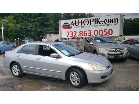 Alabaster Silver Metallic Honda Accord SE Sedan.  Click to enlarge.