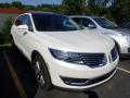Front 3/4 View of 2016 Lincoln MKX Reserve AWD #5