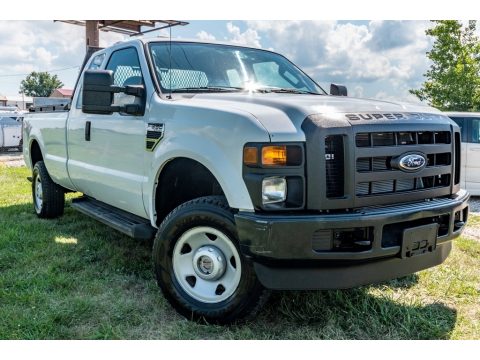 Oxford White Ford F350 Super Duty XL SuperCab 4x4.  Click to enlarge.