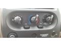 Controls of 2002 Nissan Frontier XE King Cab 4x4 #28