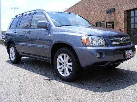 Bluestone Metallic Toyota Highlander Hybrid.  Click to enlarge.