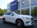 Front 3/4 View of 2021 Volvo XC60 T5 AWD Inscription #1