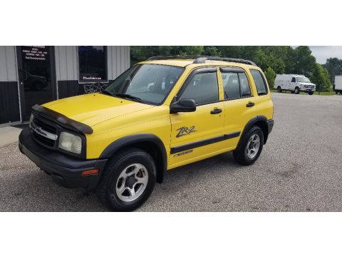 Yellow Chevrolet Tracker ZR2 4WD Hard Top.  Click to enlarge.