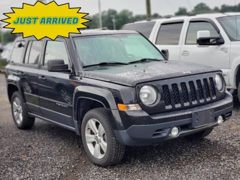 Black Jeep Patriot Limited 4x4.  Click to enlarge.