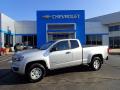 Front 3/4 View of 2016 Chevrolet Colorado WT Extended Cab 4x4 #1