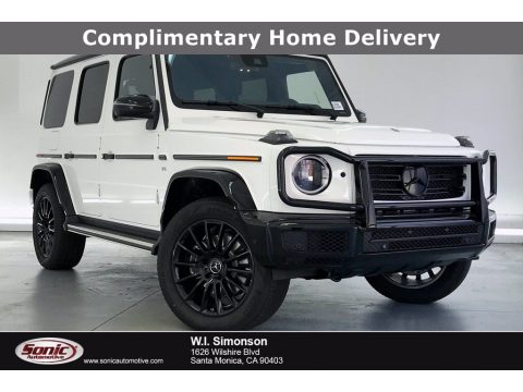 Polar White Mercedes-Benz G 550.  Click to enlarge.