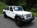 Front 3/4 View of 2020 Jeep Gladiator Sport 4x4 #4
