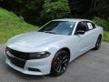 Front 3/4 View of 2020 Dodge Charger SXT #2