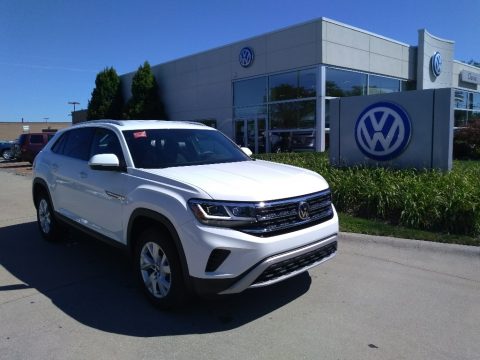 Pure White Volkswagen Atlas Cross Sport S 4Motion.  Click to enlarge.