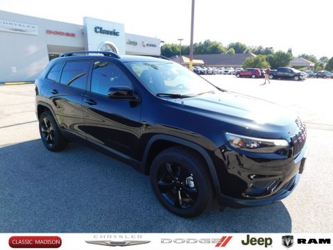 Diamond Black Crystal Pearl Jeep Cherokee Latitude Plus 4x4. Click to enlarge. Diamond Black Crystal Pearl Jeep Cherokee Latitude Plus 4x4. Click to enlarge.