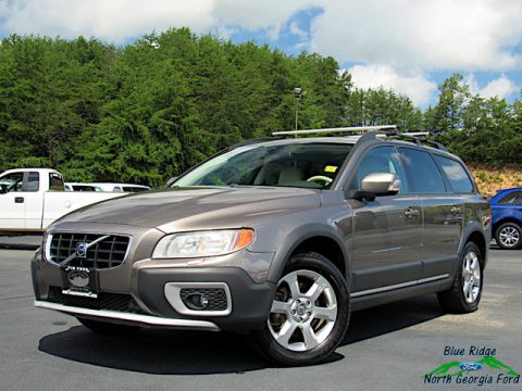 Oyster Grey Metallic Volvo XC70 AWD.  Click to enlarge.