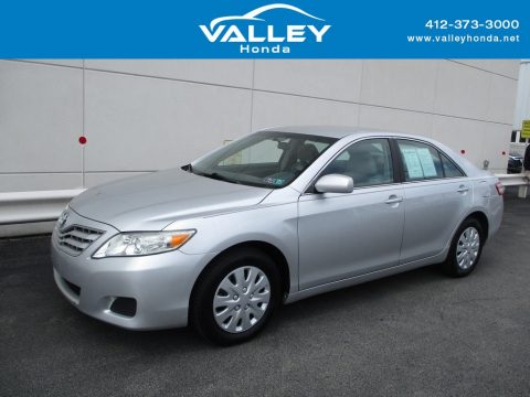 Classic Silver Metallic Toyota Camry LE V6.  Click to enlarge.