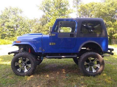 Blue Jeep CJ7 4x4.  Click to enlarge.