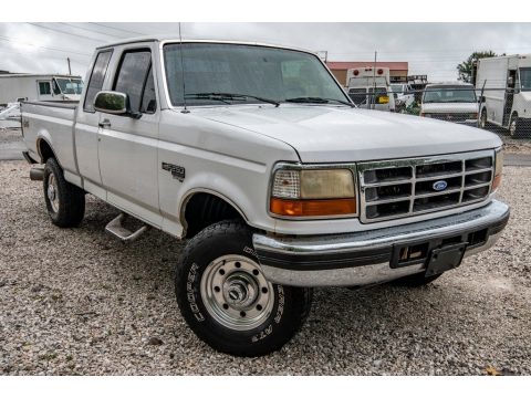 Oxford White Ford F250 XL Extended Cab 4x4.  Click to enlarge.