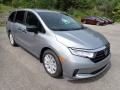 Front 3/4 View of 2021 Honda Odyssey LX #6